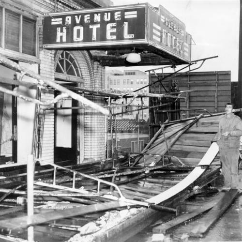 [Wind damage at the Avenue Hotel]
