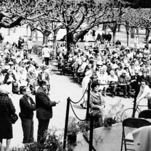 [Audience in front of the bandshell in Golden Gate Park on Earthquake Day]