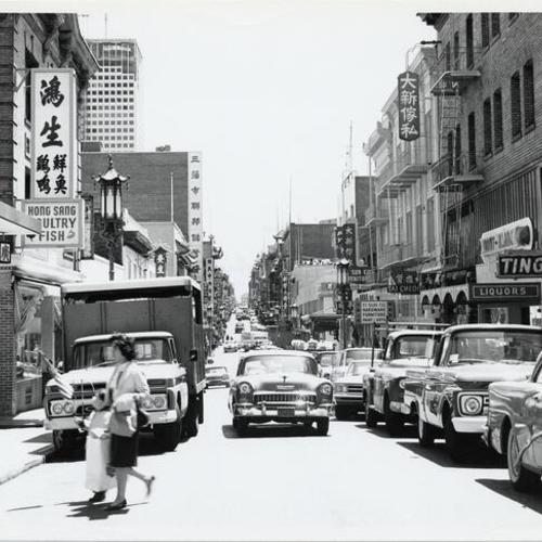[Grant Avenue in Chinatown, from Broadway]