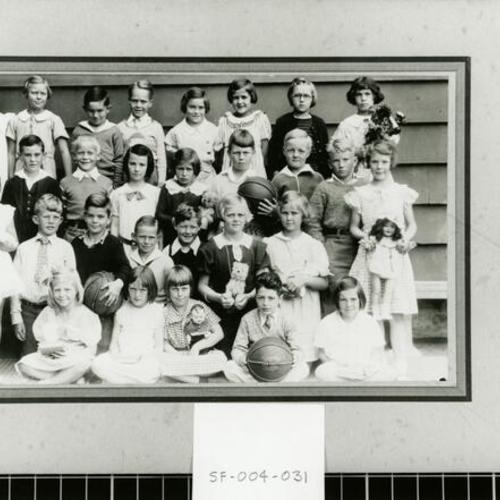 [Class photo at Francis Scott Key Elementary School]