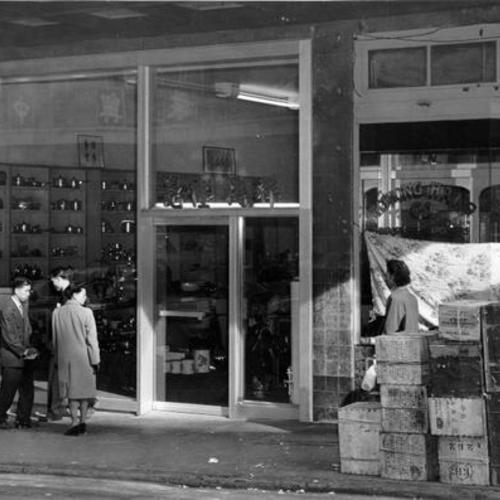 [Appliance store on Grant Avenue in Chinatown]