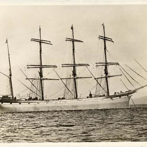 [Sailing ship "Laurelbank"]