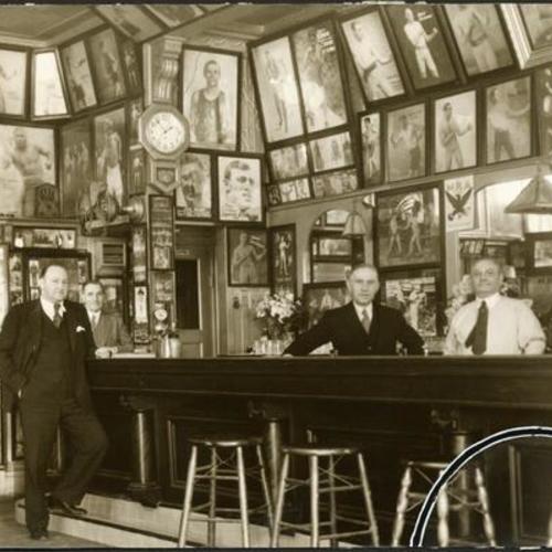 [Louis Parente's saloon located on Pacific Street]