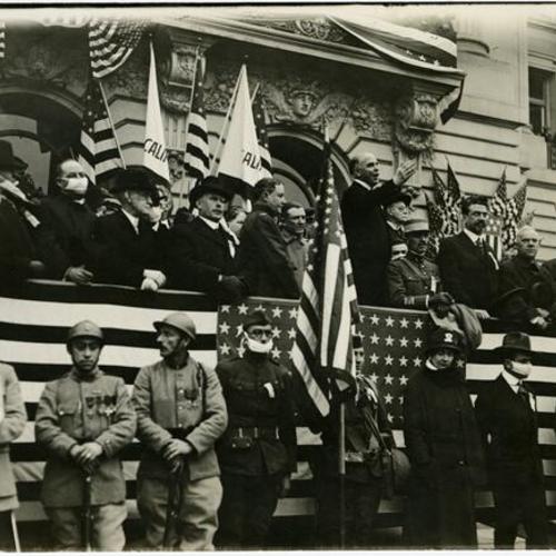 [Armistice Day in front of City Hall, Mayor James Rolph, Jr. at center]