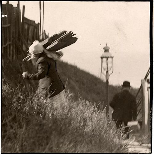 [Woman carrying wood on Telegraph Hill]