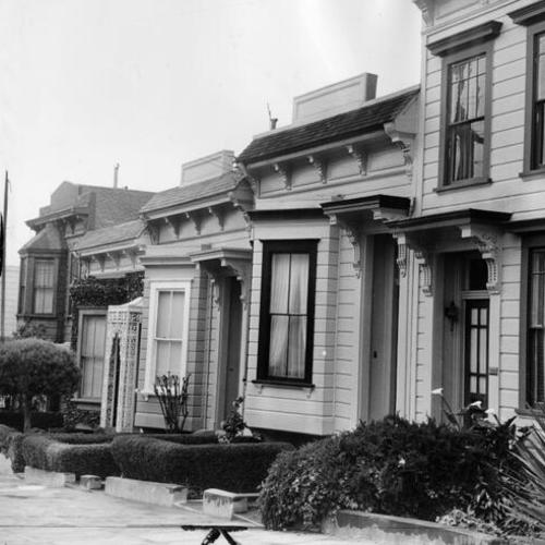 [Group of homes on Laguna Street in the Cow Hollow area]