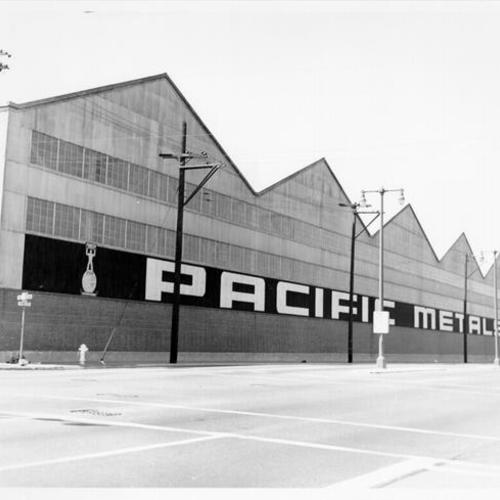 [Pacific Metals, 3rd and Mariposa streets]