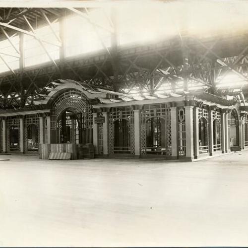 [Construction of Washington State Building at the Panama-Pacific International Exposition]