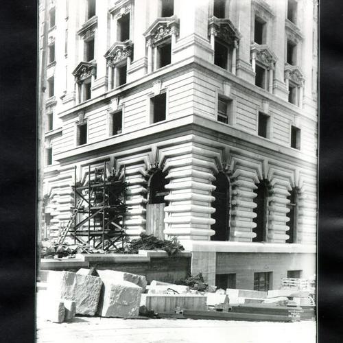 [Exterior of Fairmont Hotel after the earthquake and fire]