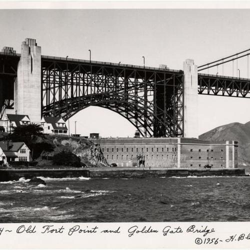 Old Fort Point and Golden Gate Bridge