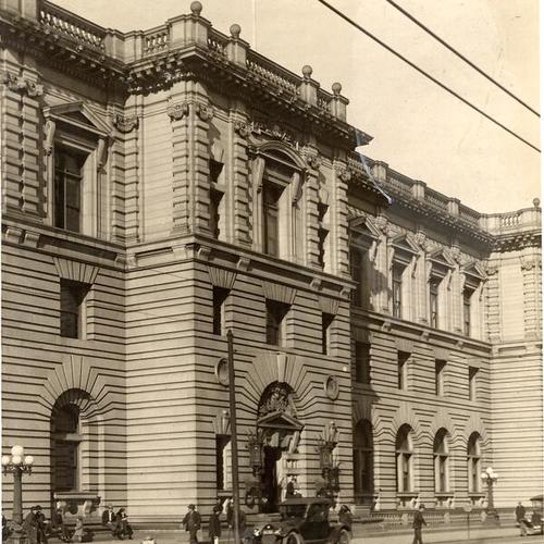 [Exterior of Seventh and Mission Post Office]