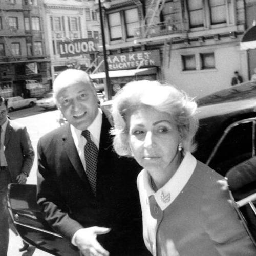 [Mayor and Mrs. Joseph Alioto during President Nixon's and Pat's visit to San Francisco]