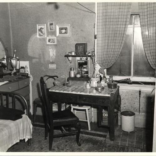 [Apartment room in Western Addition building]