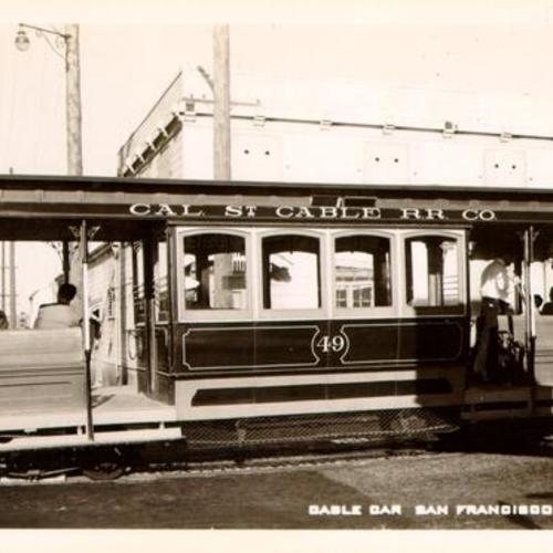 [California Street cable car]