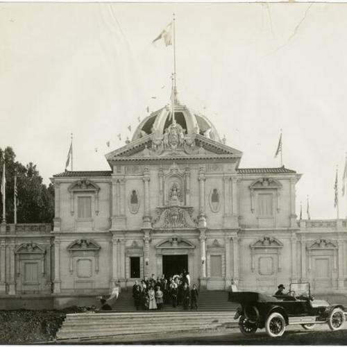 [Guatemalan Pavilion at the Panama-Pacific International Exposition]