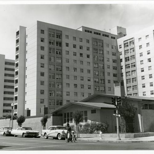 [Yerba Buena Plaza housing project at Golden Gate and Buchanan streets]