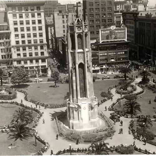 [Cathedral Monument in Union Square for the Knight Templar Conclave, July, 7-13-1934]