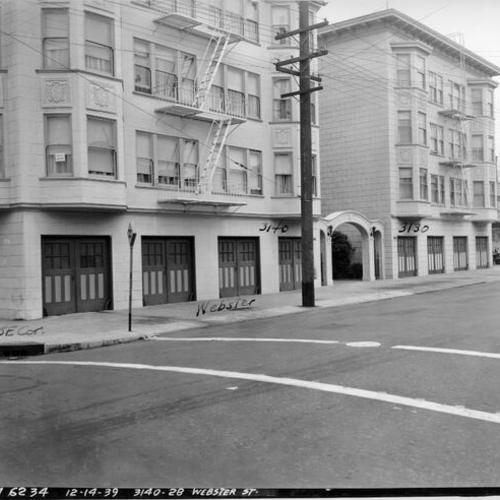 [Webster Street at Lombard]