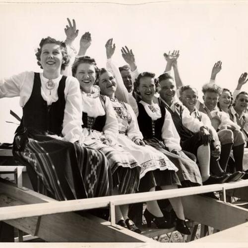 [San Francisco Folk Dance Team celebrating the Finnish Day, Golden Gate International Exposition on Treasure Island]