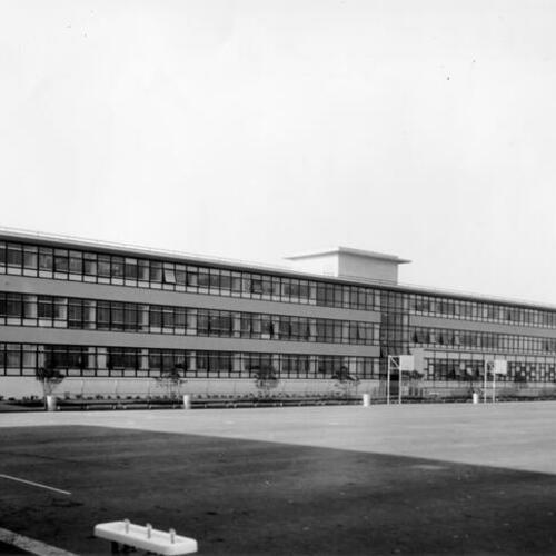 [Silver Avenue Junior High School, Silver & Thomas Ave., October 15, 1958]