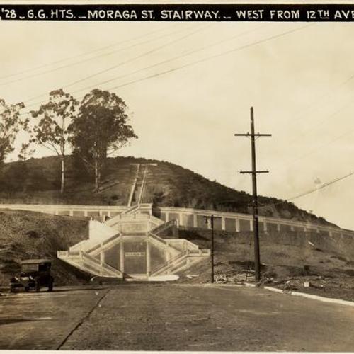 [Golden Gate Heights - Moraga Street stairway, west from 12th Avenue]