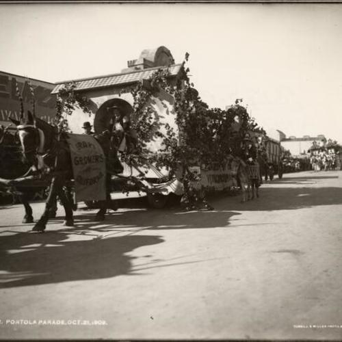 [Grape growers of California float, Parade from Portola Festival, October 19-23, 1909]