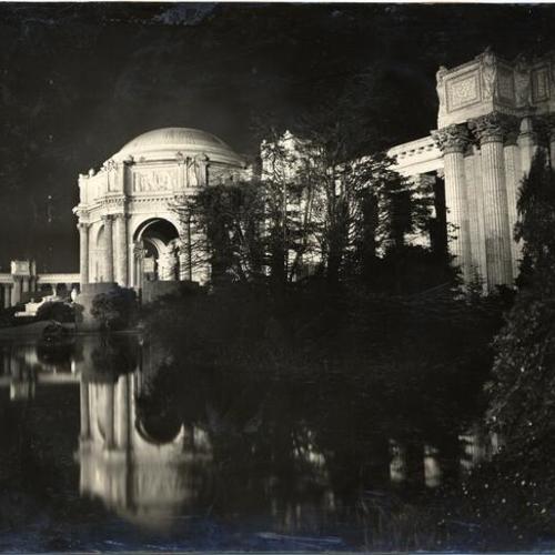 [Trees, Hedge and Lagoon around Palace of Fine Arts]