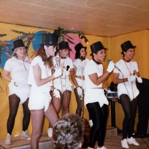 [The "Young Pussies" and Maudettes performing at Maude's in 1987]