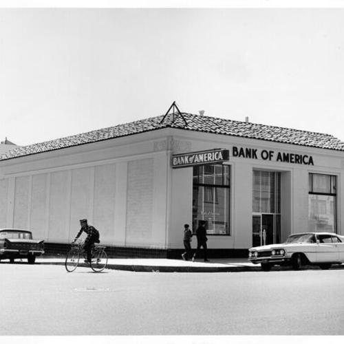 [Bank of America branch at Balboa and 38th Avenue]