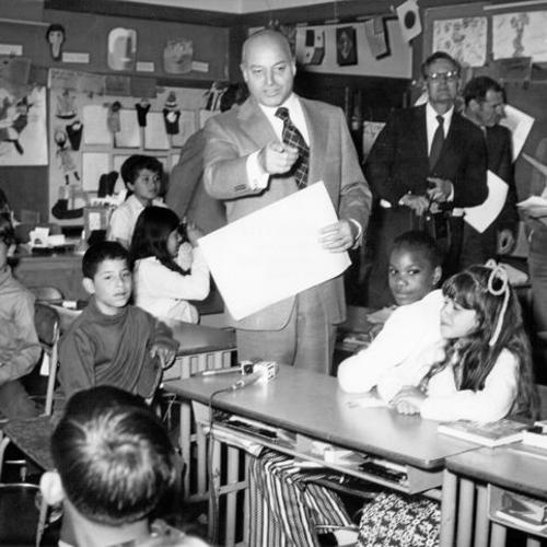 [Mayor Joseph L. Alioto visiting class at Le Conte School]