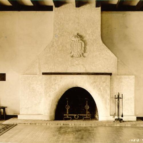 [Interior of the Officers' Club at the Presidio of San Francisco]