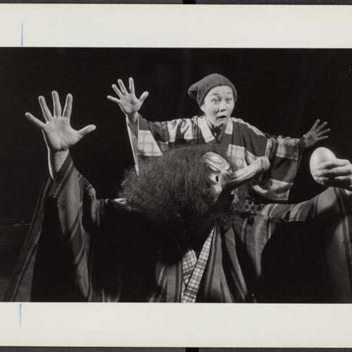 Pat Oyama and Helen Morgenrath in Theatre of Yugan production of "Jaku and the Beanstalk"