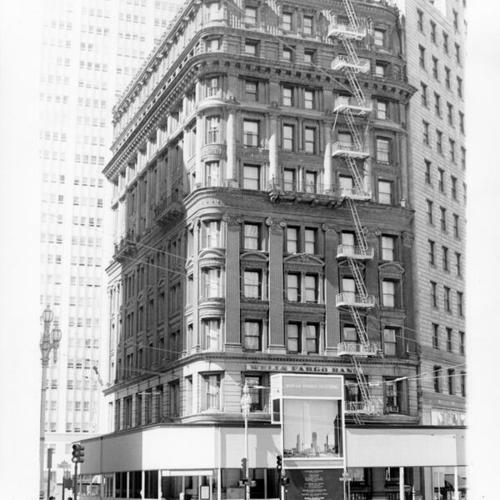[Wells Fargo Bank at Market and Montgomery streets]