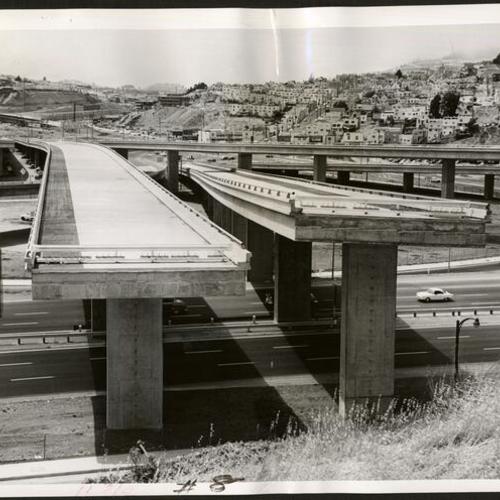 [Bayshore Freeway under construction near Alemany Boulevard]