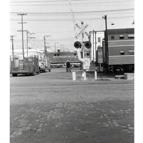 [Railroad crossing near Southern Pacific depot on 3rd Street]