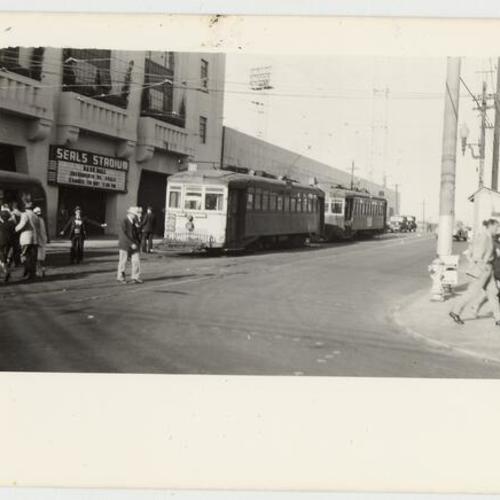[16th Street and Bryant looking east at northbound #22 line car 857 loading at Seals Stadium]