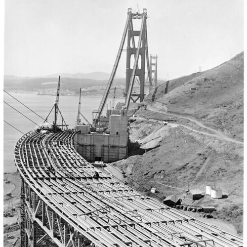 [Golden Gate Bridge deck of Marin approach under construction]