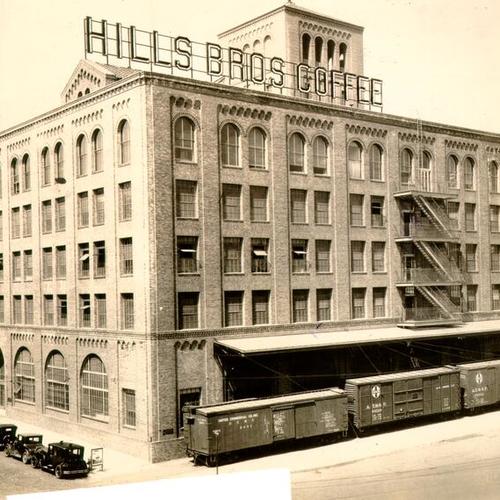  Hills Brothers Coffee warehouse]