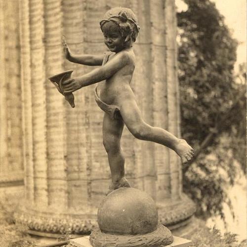 [Flying Cupid at the Panama-Pacific International Exposition]