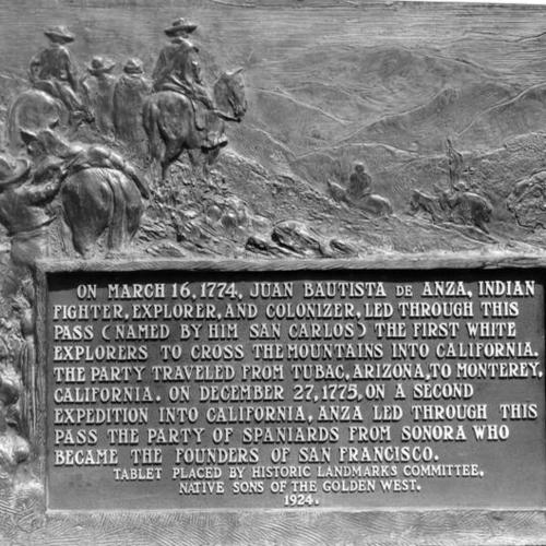 [Plaque commemorating expeditions by Juan Bautista De Anza into California]