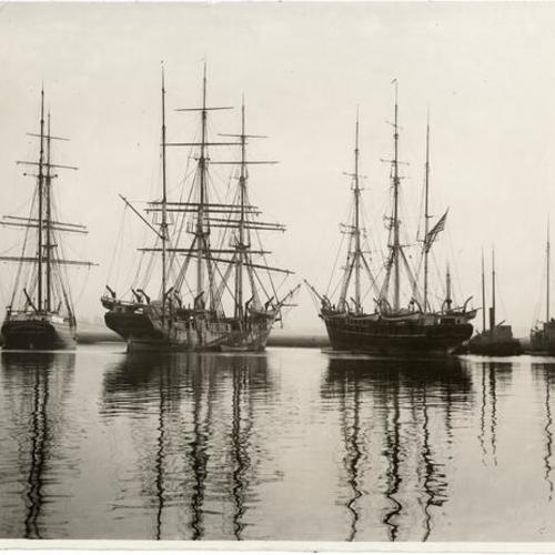 [Sailing boats "J.D. Spreckels" and whalers]