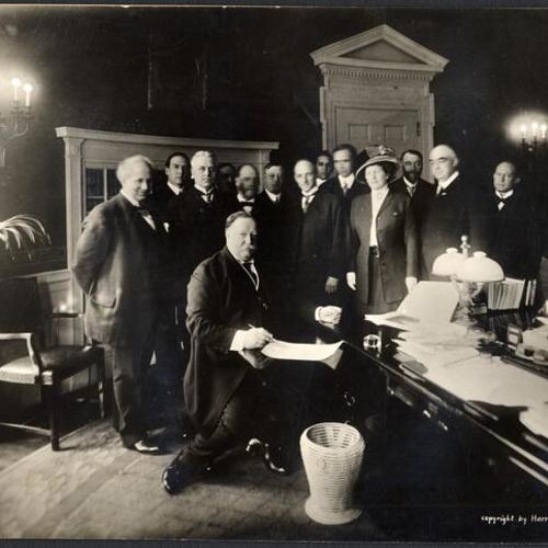 [President Taft signing Joint Resolution of Congress in Washington D. C.]