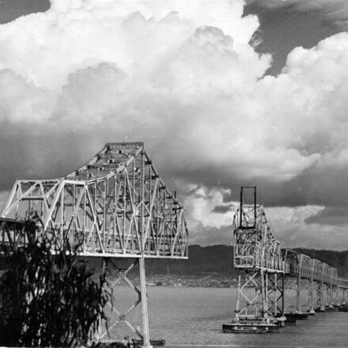 [View of San Francisco-Oakland Bay Bridge cantilever span nearing completion]