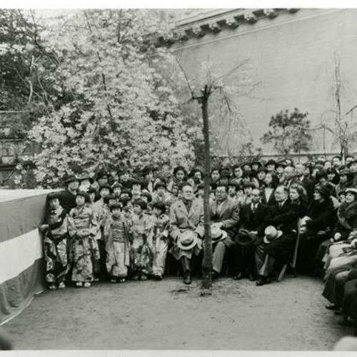 [Dance ceremony in Golden Gate Park in 1935]