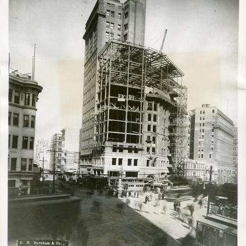 [De Young Building under reconstruction after the earthquake and fire of 1906]