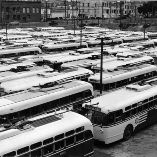 [Municipal Railway bus park at 17th Street and Bryant]