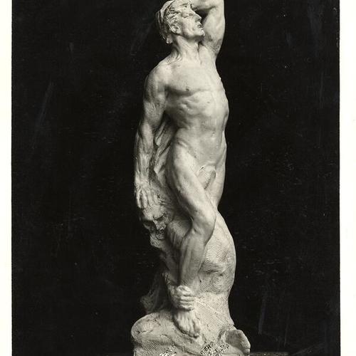["Modern Man" by Chester Beach from the Panama-Pacific International Exposition]