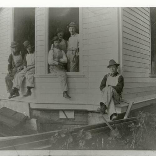 [Portrait of construction workers at Ingleside Terrace in 1912]
