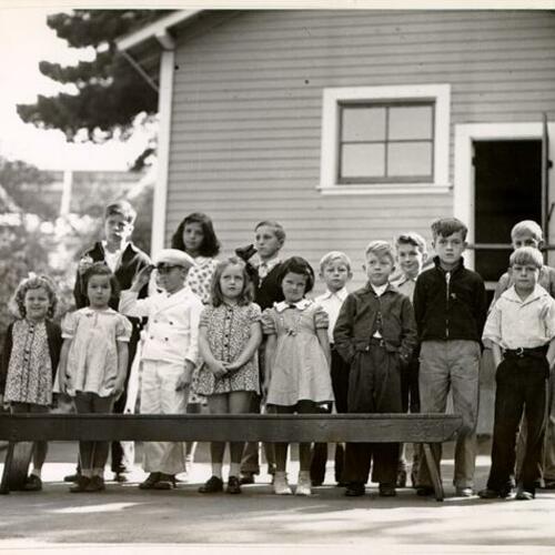 [Group photo of students from school on Yerba Buena Island for children of Navy personnel]