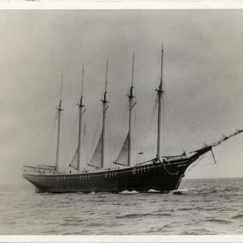 [Wooden, 5-masted schooner "Martha P. Small"]